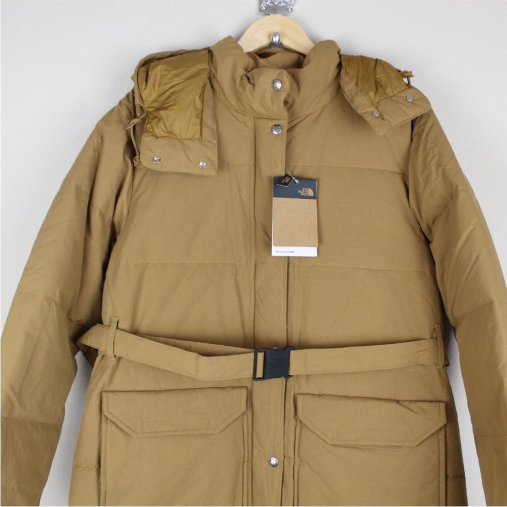 The North Face Sierra Water Repellent 600 Fill Power Down Parka. Tags removed - Picture 5 of 8